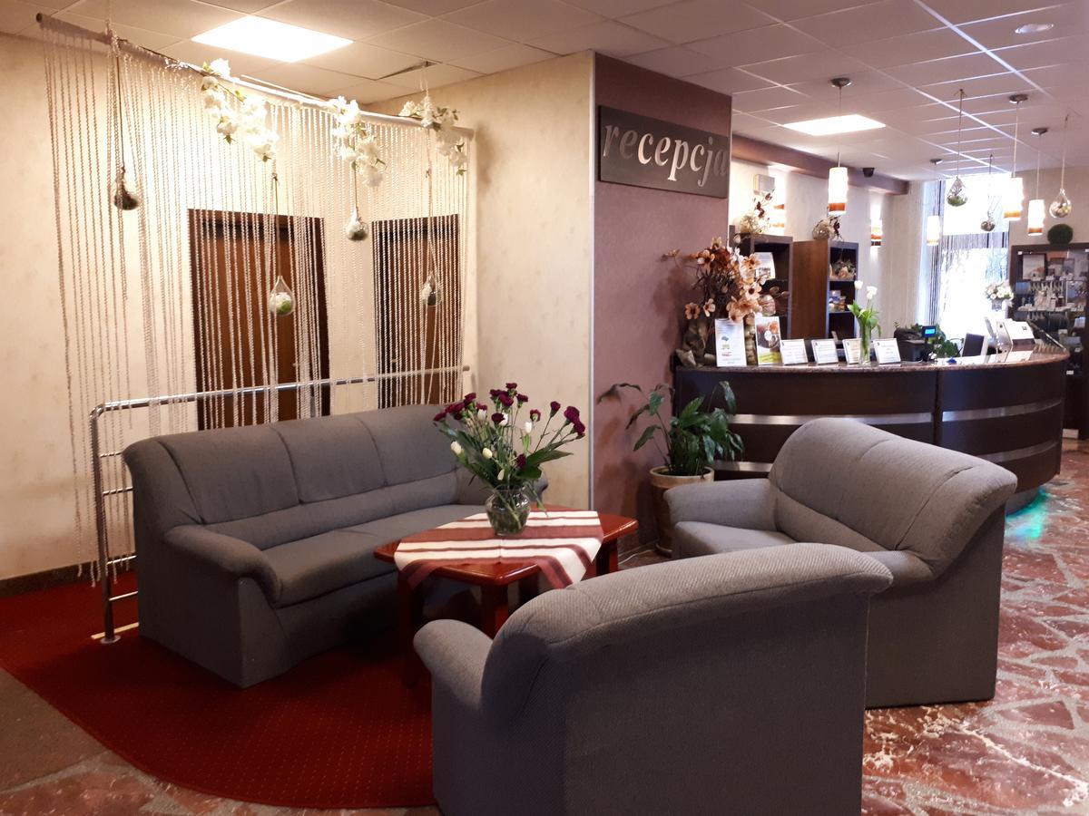Hotel Jaskolka Ustron Dış mekan fotoğraf